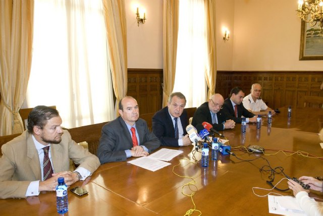 El Ayuntamiento adquiere lo último en vehículos contra incendios - 4, Foto 4