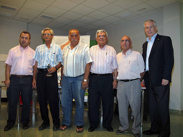 El Equipo A del Hogar de Mayores Cartagena III, ganador del II Torneo Municipal de Petanca - 3, Foto 3
