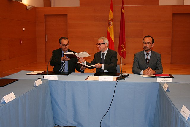 La Comunidad acuerda con importantes multinacionales un marco de colaboración para impulsar la I+D+i entre las pymes murcianas - 1, Foto 1