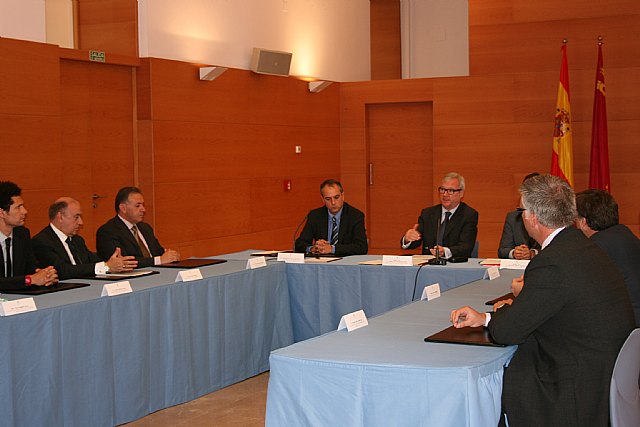 La Comunidad acuerda con importantes multinacionales un marco de colaboración para impulsar la I+D+i entre las pymes murcianas - 3, Foto 3