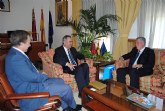 González Tovar se reunió con los embajadores de Kazajistán y México
