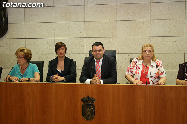 Ms de 200 usuarios del Centro Municipal de Personas Mayores de la localidad reciben los diplomas - 13