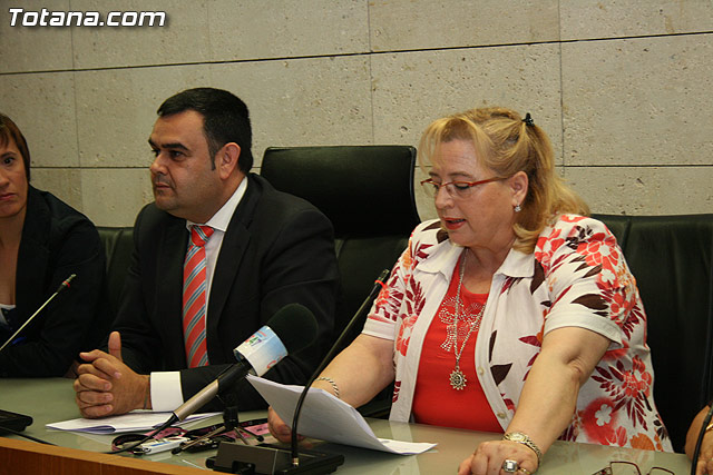 Ms de 200 usuarios del Centro Municipal de Personas Mayores de la localidad reciben los diplomas - 18