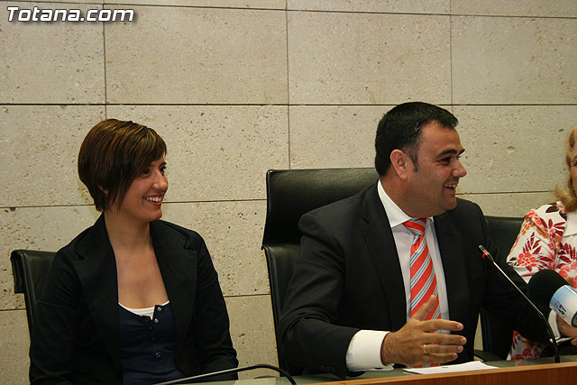 Ms de 200 usuarios del Centro Municipal de Personas Mayores de la localidad reciben los diplomas - 22