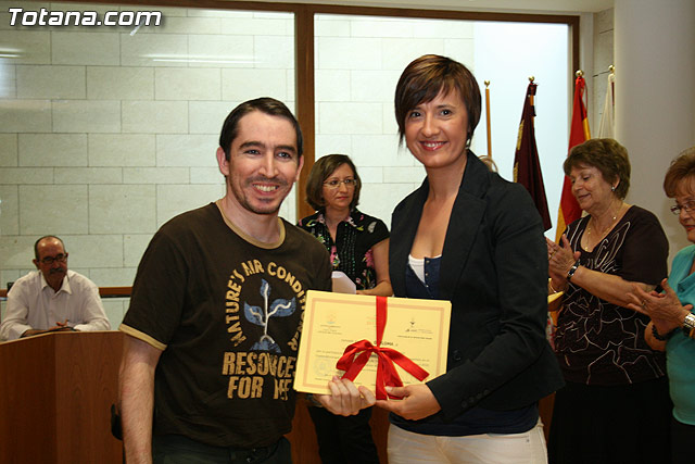 Ms de 200 usuarios del Centro Municipal de Personas Mayores de la localidad reciben los diplomas - 29