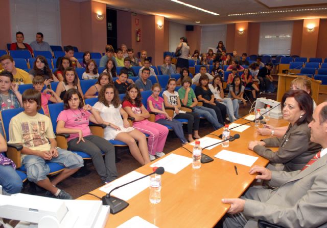 El Máster en Mediación de la Universidad de Murcia entregó los acreditaciones a los alumnos de Secundaria - 2, Foto 2
