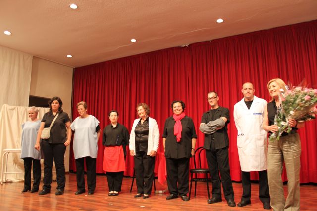 Se realiza la obra de Teatro Humores Revueltos del grupo de teatro alhameño Las Palmito - 3, Foto 3