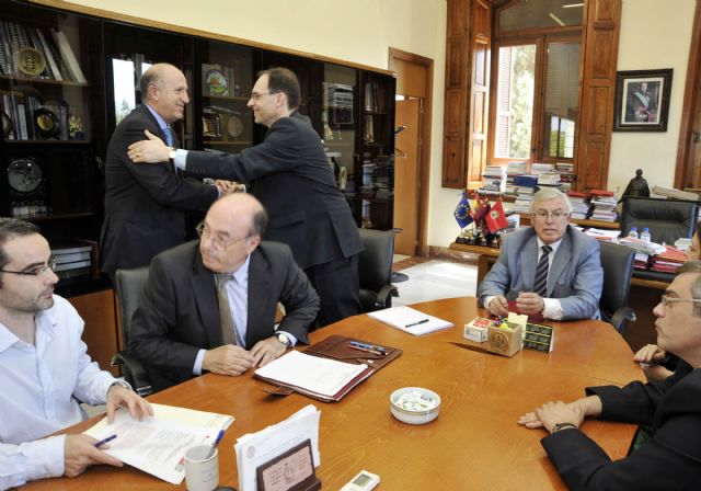 La Universidad de Murcia y Cajamurcia aprobaron las aportaciones para actividades académicas y culturales - 3, Foto 3