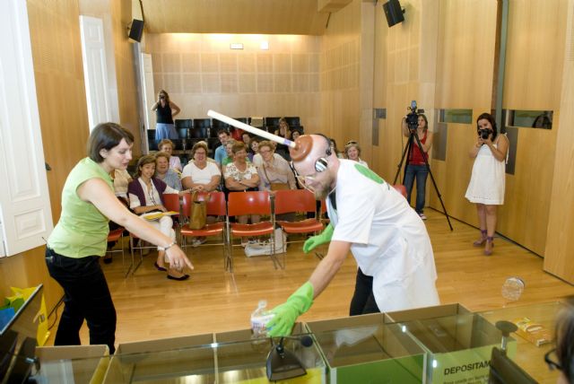Verde que te quiero verde, la nueva campaña de reciclado - 2, Foto 2