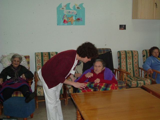 Prácticas para los alumnos de los cursos de la ADLE de Celador Sanitario y Atención a Mayores - 1, Foto 1