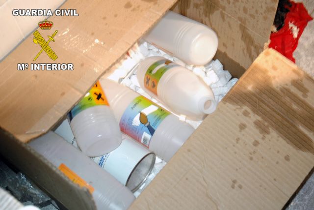 La Guardia Civil desmantela un laboratorio clandestino de corte de cocaína - 3, Foto 3