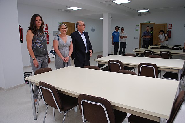 Inauguración de una sala de estudio en Cieza - 1, Foto 1
