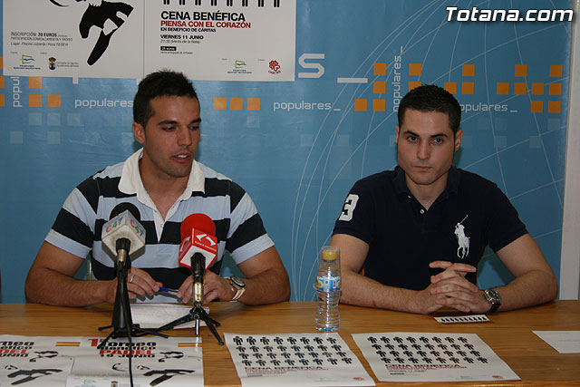 La renovada ejecutiva de Nuevas Generaciones del PP de Totana ha organizado una cena y un torneo de pdel benficos - 5