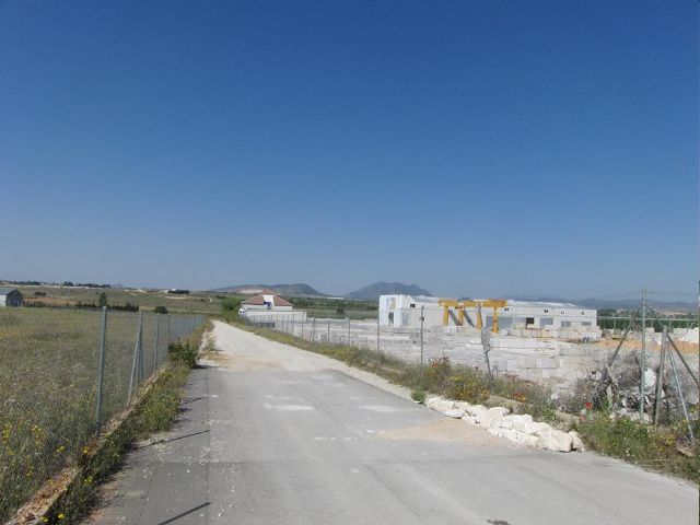 Los Socialistas denuncian la falta de suelo industrial en Cavila - 4, Foto 4