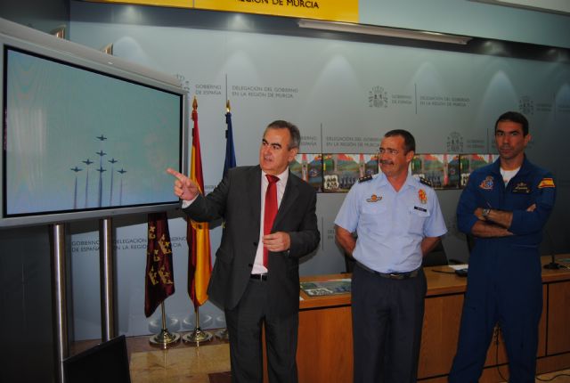 El delegado del Gobierno y el director de la AGA presentan los actos conmemorativos del 25° Aniversario de la Patrulla Águila - 1, Foto 1