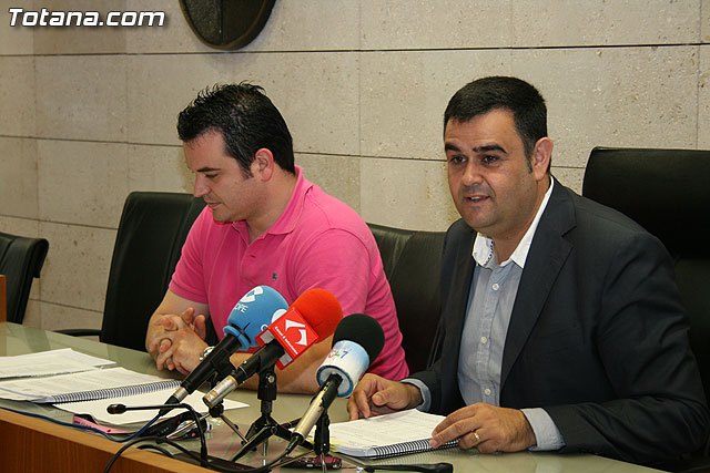 El Ayuntamiento recorta 5 millones de euros en el presupuesto municipal para el 2010, Foto 3