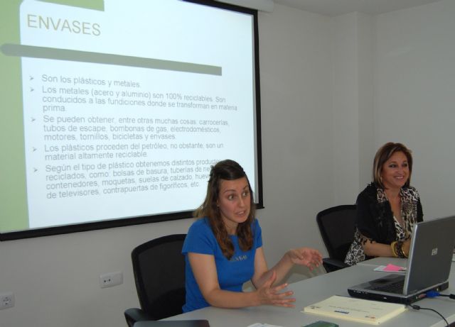 Una charla sobre la recogida selectiva abre la I Semana del Medio Ambiente torreña - 2, Foto 2