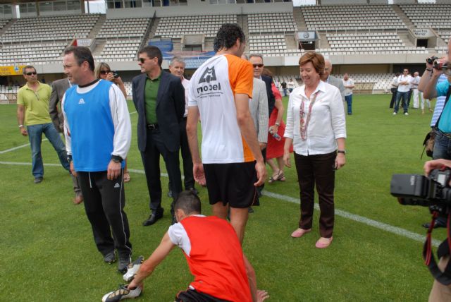 El ayuntamiento se vuelca con el F.C. Cartagena - 3, Foto 3