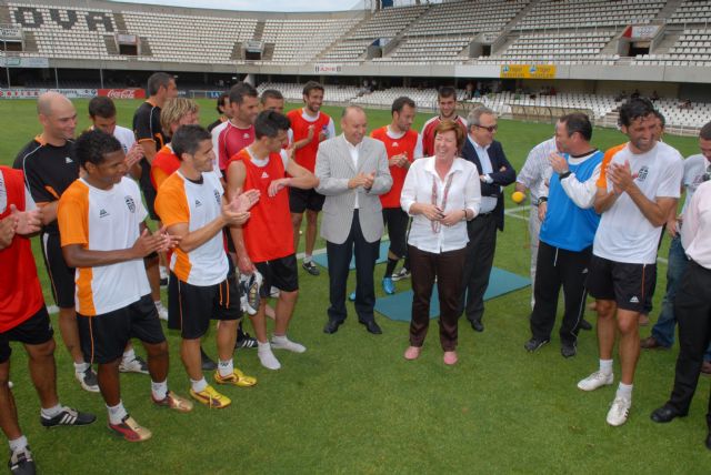 El ayuntamiento se vuelca con el F.C. Cartagena - 4, Foto 4