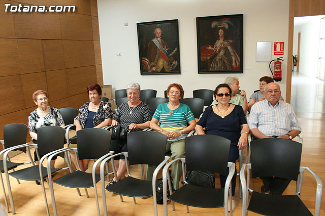 Los usuarios del Centro de Personas Mayores de El Paretn-Cantareros cierran el curso - 1