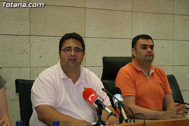 Los usuarios del Centro de Personas Mayores de El Paretn-Cantareros cierran el curso - 16