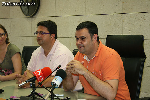 Los usuarios del Centro de Personas Mayores de El Paretn-Cantareros cierran el curso - 17