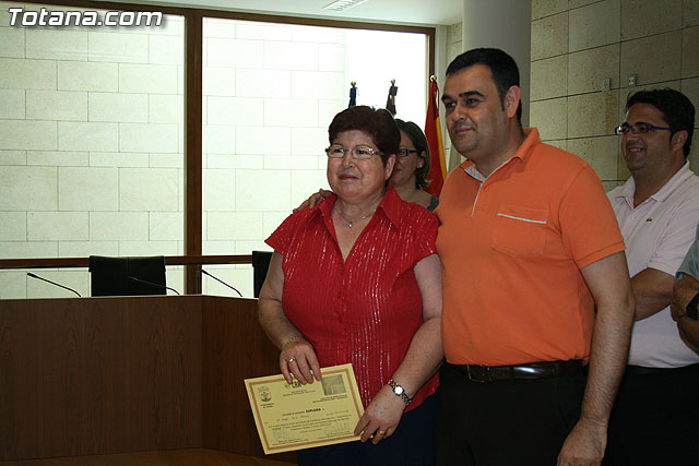 Los usuarios del Centro de Personas Mayores de El Paretn-Cantareros cierran el curso - 19