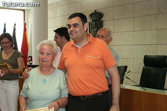 Los usuarios del Centro de Personas Mayores de El Paretn-Cantareros cierran el curso - 25