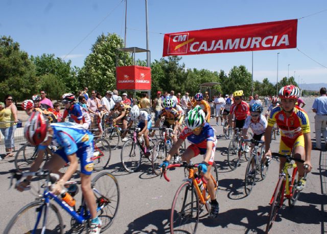Más de un centenar de jóvenes ciclistas participan en la VIII Exhibición de Escuelas de la Región de Murcia celebrada en Puerto Lumbreras - 1, Foto 1
