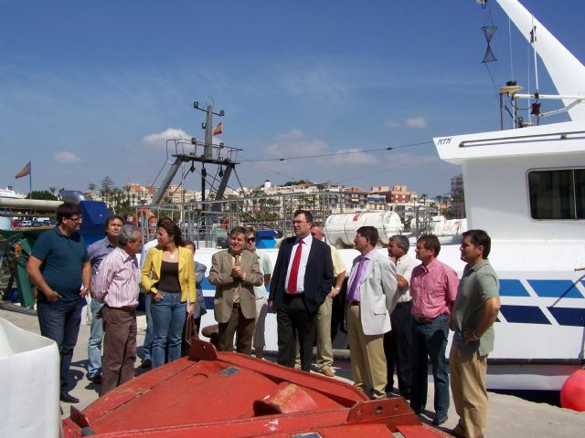 Obras Públicas mejora las condiciones de trabajo de los pescadores de Águilas con una nueva infraestructura portuaria - 1, Foto 1