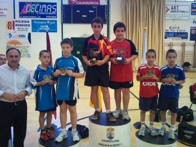 Dos bronces en el Campeonato Regional de Dobles - 7