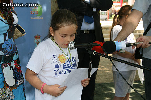 Totana se une a la comemoracin del 