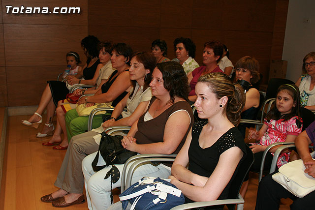 Ms de 60 personas han participado en las acciones formativas organizadas por las concejalas de Bienestar Social y Participacin Ciudadana - 10