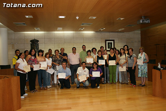 Ms de 60 personas han participado en las acciones formativas organizadas por las concejalas de Bienestar Social y Participacin Ciudadana - 51