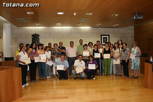 Ms de 60 personas han participado en las acciones formativas organizadas por las concejalas de Bienestar Social y Participacin Ciudadana - 55