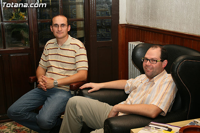 Autoridades municipales asisten a la presentacin de la “Gua Geolgica del Parque Regional de Sierra Espuña” - 8