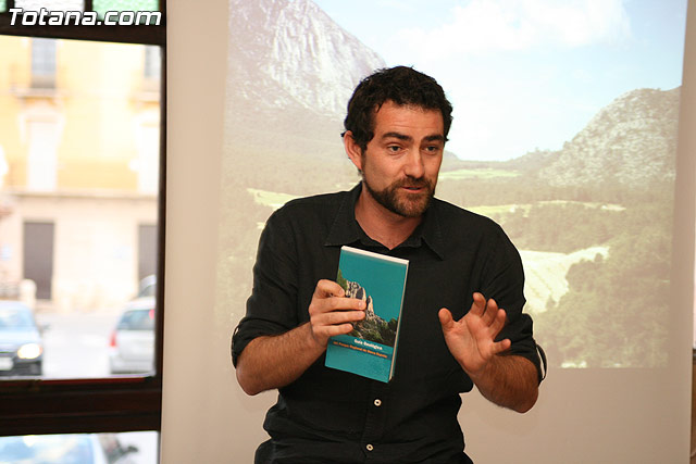 Autoridades municipales asisten a la presentacin de la “Gua Geolgica del Parque Regional de Sierra Espuña” - 27