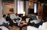 Valcrcel recibe a los coordinadores del Observatorio del Diseño y la Arquitectura de la Regin