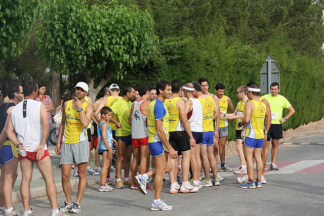 El V circuito de carreras Décimas Totana-Aislanyola llega a su recta final, Foto 1