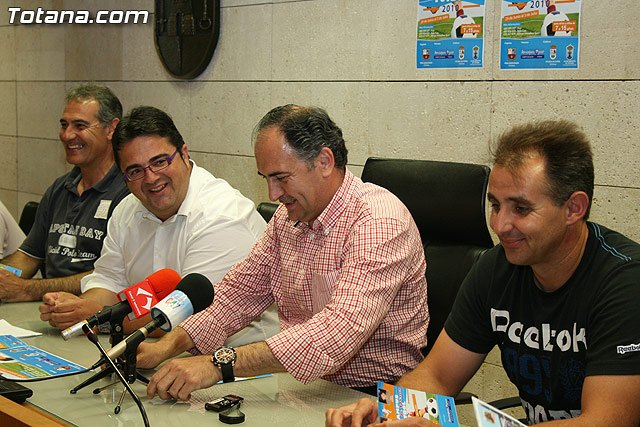 El “II Campus de Fútbol Ciudad de Totana 2010” se celebrará del 29 de junio al 3 de julio, Foto 5