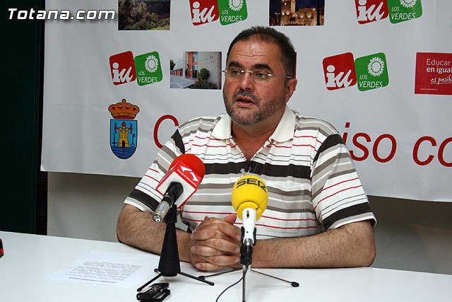 IU denuncia que el Alcalde de Totana ha eliminado 30.000 euros del presupuesto para Ayudas al Desarrollo, Foto 1