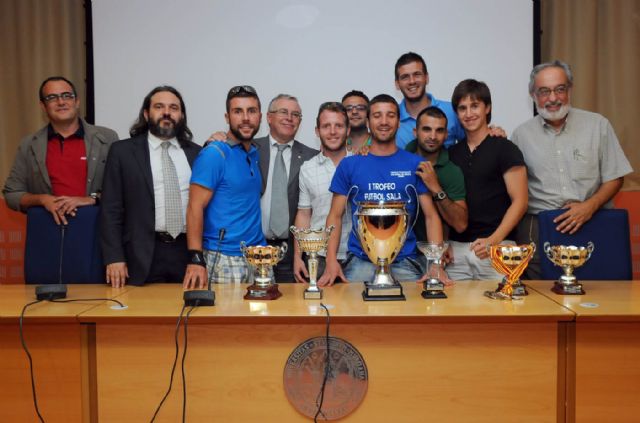 La Universidad de Murcia entregó los premios del trofeo rector - 1, Foto 1