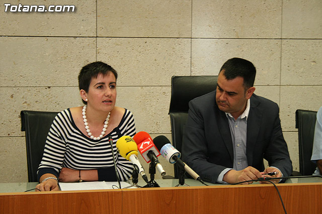 Las obras de construccin de la Escuela Municipal de Padres y la cubricin de la pista polideportiva del C.P. 