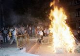 Los Bomberos preparan la Noche de San Juan con una serie de instrucciones acerca de las hogueras