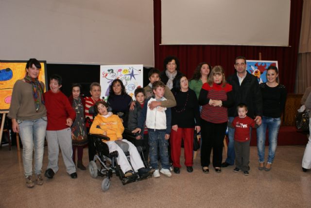 El Ayuntamiento nombrará 'Hijo predilecto' al actor Ginés García Millán y distinguirá a instituciones durante el Acto del Día de la Independencia - 3, Foto 3