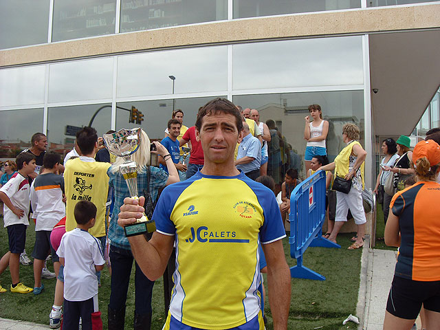 Atletas del Club Atletismo Totana comienzan la temporada de verano - 3