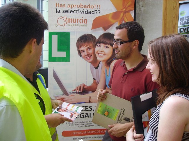 Los jóvenes que aprueben la Selectividad tendrán gratis el teórico del carnet de conducir - 2, Foto 2