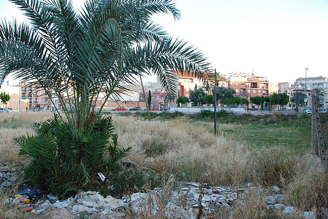 Medio millar de vecinos exigen al PP que adopte medidas de choque urgente - 3, Foto 3