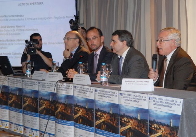 Un foro estudia la evaluación de la calidad en las universidades - 4, Foto 4