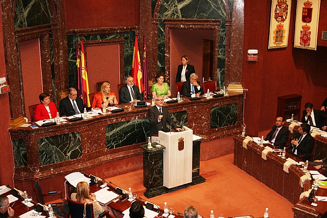 Valcárcel garantiza que los ajustes contra la crisis no repercutirán en el bolsillo de los murcianos - 1, Foto 1